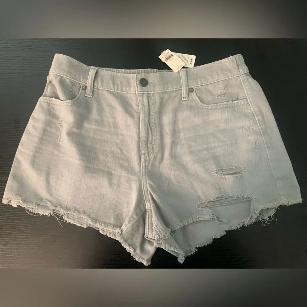 Aerie medium gray shorts